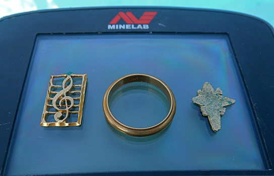 More small gold found with CTX-3030 More small gold found with CTX-3030